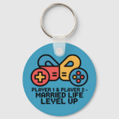 Speler 1 & 2 Getrouwd Gamer Niveau Verhoogd Kunst Sleutelhanger (Achterkant)