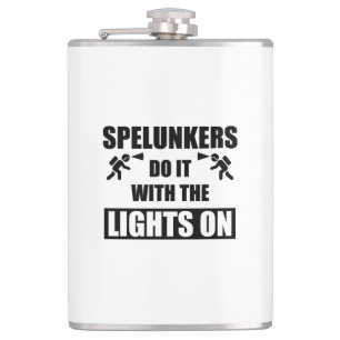 Spelunkers doen het met licht erop heupfles