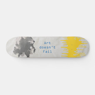 Spetterende kunst ontwerp. Combinatie van zwart en Persoonlijk Skateboard