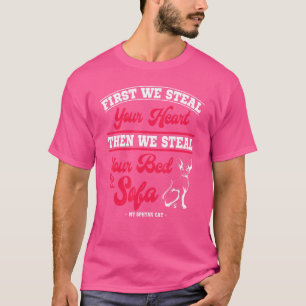 Sphynx Cat Hairless Steal Heart Sofa Eigenaar Bre T-shirt