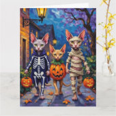 Sphynx Cats Trick-or-Treating in Halloween Costume Kaart (Gele Bloem)