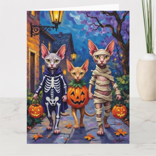 Sphynx Cats Trick-or-Treating in Halloween Costume Kaart (Voorkant)