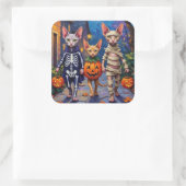 Sphynx Cats Trick-or-Treating in Halloween Costume Vierkante Sticker (Tas)
