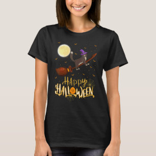 Sphynx kat rijdt op heks met jachtgeweer Sphynx ka T-shirt