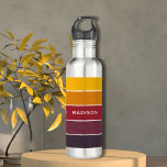 Spice it Up Colorblock Persoonlijke naam Waterfles<br><div class="desc">Dit kleurrijke en moderne ontwerp biedt een kleurenblokpatroon in aubergine,  rood,  oranje en geel met uw gepersonaliseerde naam</div>