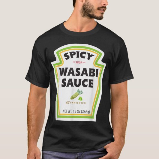 Spicy Wasabi Sauce Bottle Label Funny Halloween Co T-shirt (Voorkant)