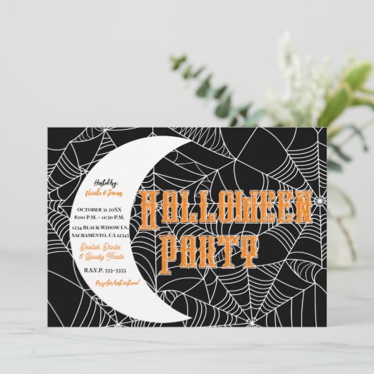 Spiderweb Crescent Moon Halloween Kostuum Party Kaart (Staand voorkant)