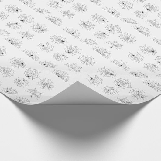 Spiderweb Halloween zwart-wit ontwerp Cadeaupapier (Hoek)