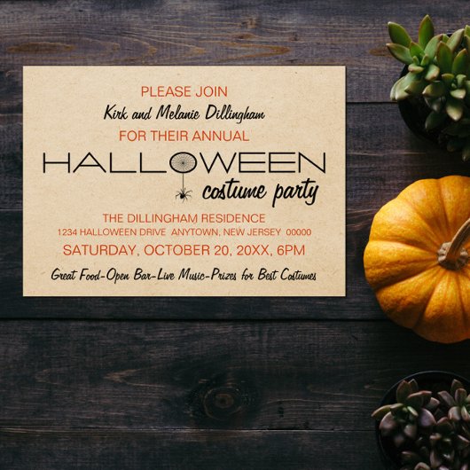 Spiderweb Typography Halloween Invitation Kaart