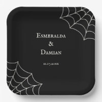 Spiderwebben Black and White Gothic Wedding
