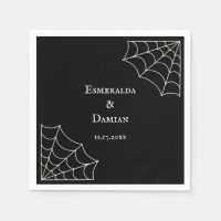 Spiderwebben Black and White Gothic Wedding