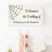 Spiderwebben Black and White Gothic Wedding Spandoek (Insitu)