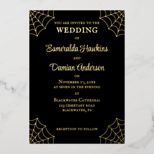Spiderwebben Black en Gold Gothic Wedding Folie Uitnodiging (Voorkant)