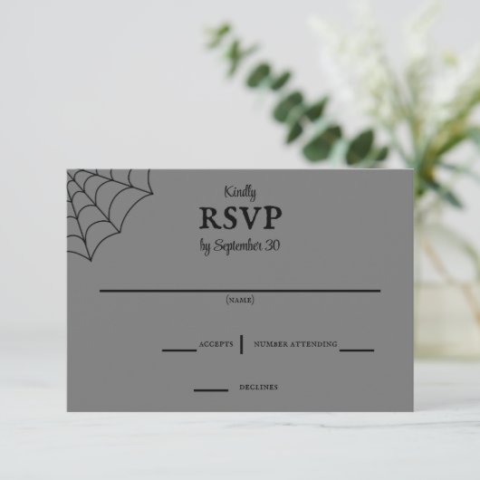 Spiderwebben Black en Grey Gothic Wedding RSVP (Staand voorkant)