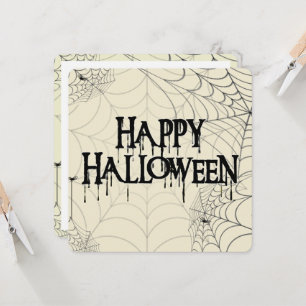 Spiderwebben en Happy Halloween Creepy-tekst Kaart
