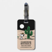 Spike in een Moonlit woestijn Bagagelabel (Achterkant verticaal)