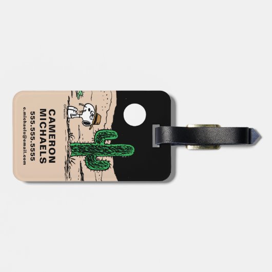 Spike in een Moonlit woestijn Bagagelabel (Achterkant horizontaal)