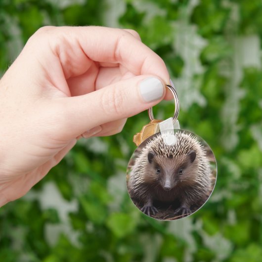 **"Spiky Beginnings: De Schattige Baby Echidna"** Sleutelhanger (Hand)
