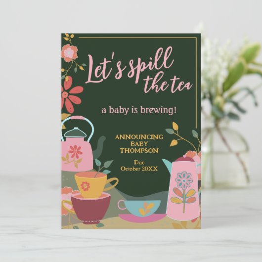 Spill the Tea Baby Brewing Zwangerschapsaankondigi Kaart (Staand voorkant)
