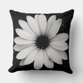 Spin op bloem zwart&wit Sierkussen