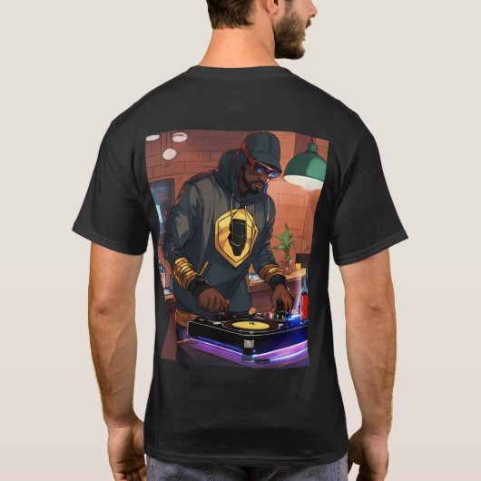Spin the Beat: DJ-geïnspireerd grafisch T-shirt (Achterkant)