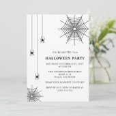 Spinnen en Spiderweb Eenvoudig Zwart Wit Halloween Kaart (Staand voorkant)