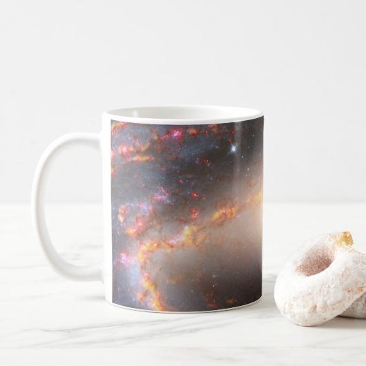Spiraal Galaxy NGC 1300. Koffiemok (Met donut)