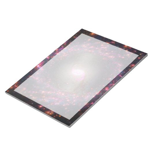 Spiraal Galaxy NGC 3351. Notitieblok (Schuin)