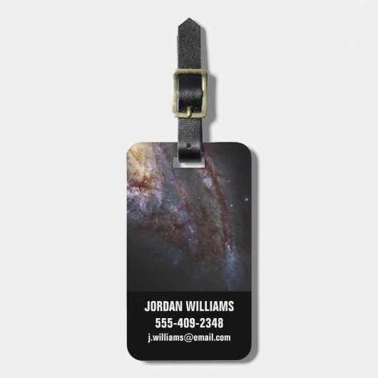 Spiraal Galaxy NGC 3627. Bagagelabel (Voorkant verticaal)