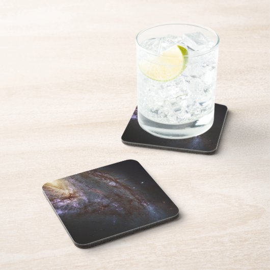 Spiraal Galaxy NGC 3627. Bier Onderzetter (Rechterzijde)