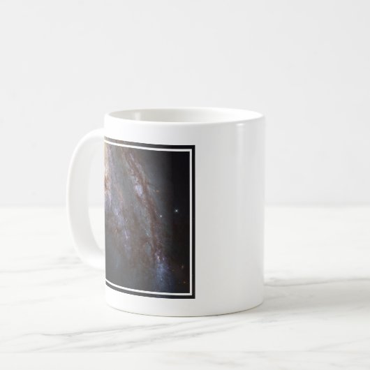 Spiraal Galaxy NGC 3627. Koffiemok (Voorkant links)