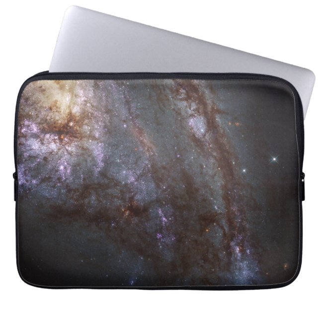 Spiraal Galaxy NGC 3627. Laptop Sleeve (Voorkant)