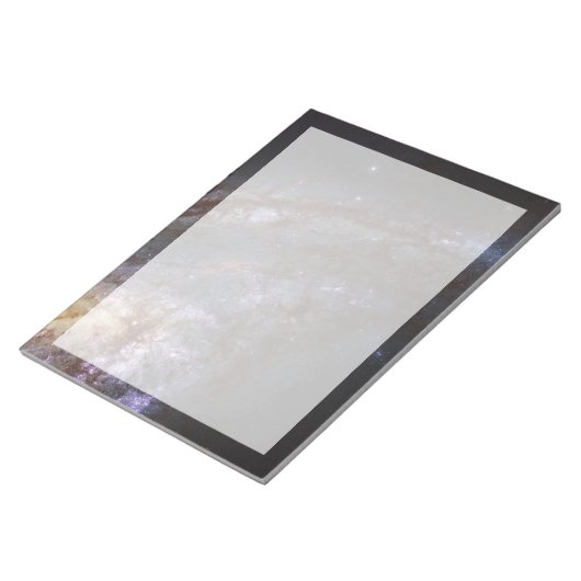 Spiraal Galaxy NGC 3627. Notitieblok (Schuin)