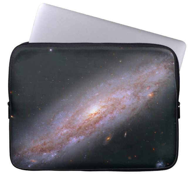 Spiraal Galaxy NGC 3972. Laptop Sleeve (Voorkant)