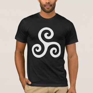 Spiral Celtic Triskelion in wit T-shirt