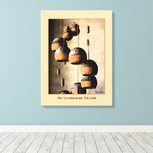 Spiraled Clay Wind Chimes still Life Canvas Afdruk (Insitu (Houten vloer))