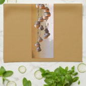 Spiraled Clay Wind Chimes still Life Theedoek (Gevouwen)