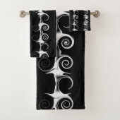 Spirals en Swirls Black en White Pattern Bad Handdoek (Insitu)