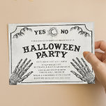 Spirit Board | Uitnodiging van de Halloween-partij<br><div class="desc">Breng de geesten van je gasten op met een spooky Spirit Board Halloween party. De Halloween partijuitnodiging kenmerkt skelethanden,  maan en wolkengrafiek,  de doopvonten van de vintage,  en placeholders voor uw informatie van de douanepartij.</div>