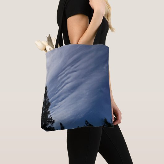 Spirit Clouds... Tote Bag (Dichtbij)