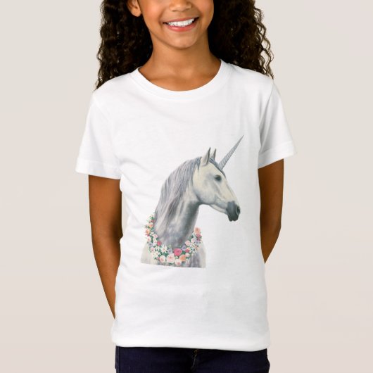 Spirit Unicorn met bloemen rond de nek T-shirt (Voorkant)