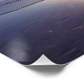 Spiritueel Mediterend Man op het strand 's nachts Perfect Poster (Hoek)