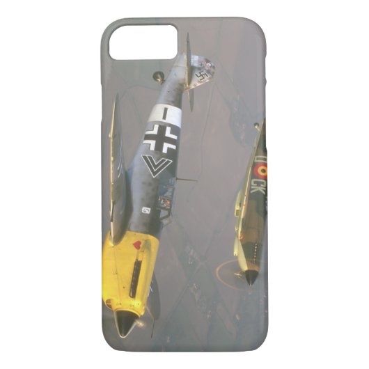 Spitfire (boven) en Messerschmitt_Militair Vliegtu Case-Mate iPhone Case (Achterkant)
