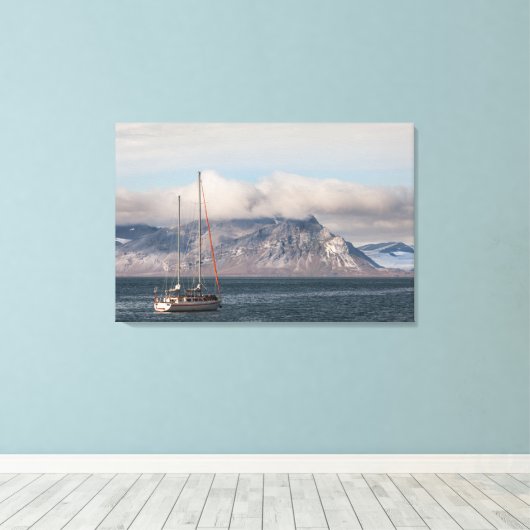 Spitsbergen Spitsbergen Zeilboot Canvas Afdruk (Insitu (Houten vloer))