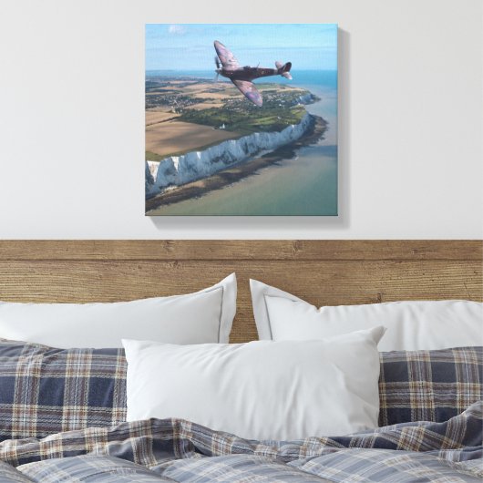 Spitvuur over Engeland Canvas Afdruk (Insitu (Slaapkamer))