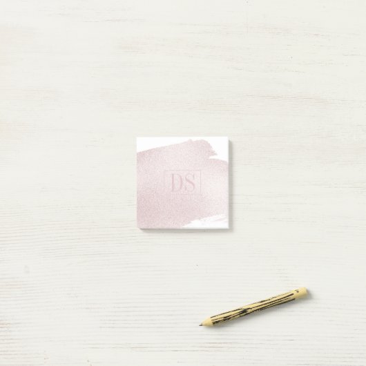 Splash of Blush | Monogram moderne roze Waterverf Post-it® Notes (Op bureau)