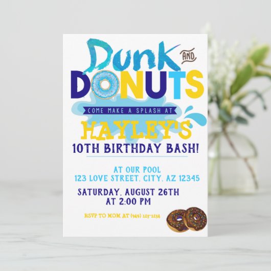 Splash Pool Dunk in Donut Party Birthday Kaart (Staand voorkant)