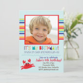 Splashing Crab Summer Birthday Party Uitnodiging (Staand voorkant)