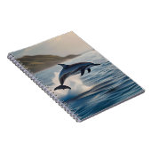 Splashing Leaping Dolphin: een dans van vreugde in Notitieboek (Rechterzijde)
