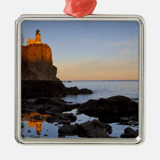 Split Rock Lighthouse bij zonsondergang nabij Two Metalen Ornament (Voorkant)